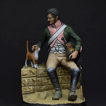 В разглобено формата 1/24 ДРЕВЕН ЧОВЕК офицер войн, войник седи фигурка от смола миниатюрни модела комплекти неокрашенный