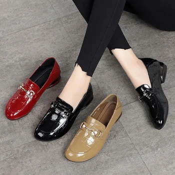 Дамски ежедневни обувки на плоска подметка с мека подметка, удобни тънки обувки с квадратни пръсти, бели, черни, червени, дамски пролетно-есенни лоферы