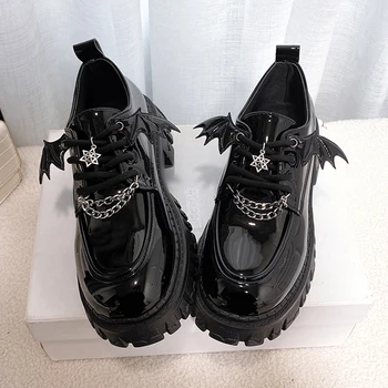 Дамски обувки в стил Лолита 