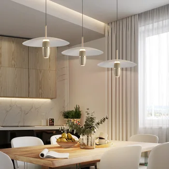 Модерните висящи лампи за осветление дома чисто нов Луксозен Дизайн с Регулируема Яркост, Модерни осветителни Тела за хол