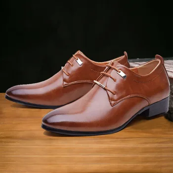 Нова висококачествена мъжки кожени обувки в британския ретро, с остър бомбе, мъжки обувки за сватбени партита, бизнес обувки, мъжки тънки обувки