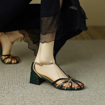 Сандали дамски летни елегантни дамски обувки на среден ток с изрезки, цветни обувки в клетка с Т-образно каишка, FT1911