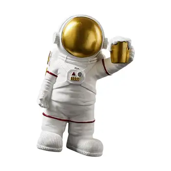 Фигурка астронавти, декоративна рана, са подбрани статуетка за подарък, на работния плот в ресторантьорския шкаф